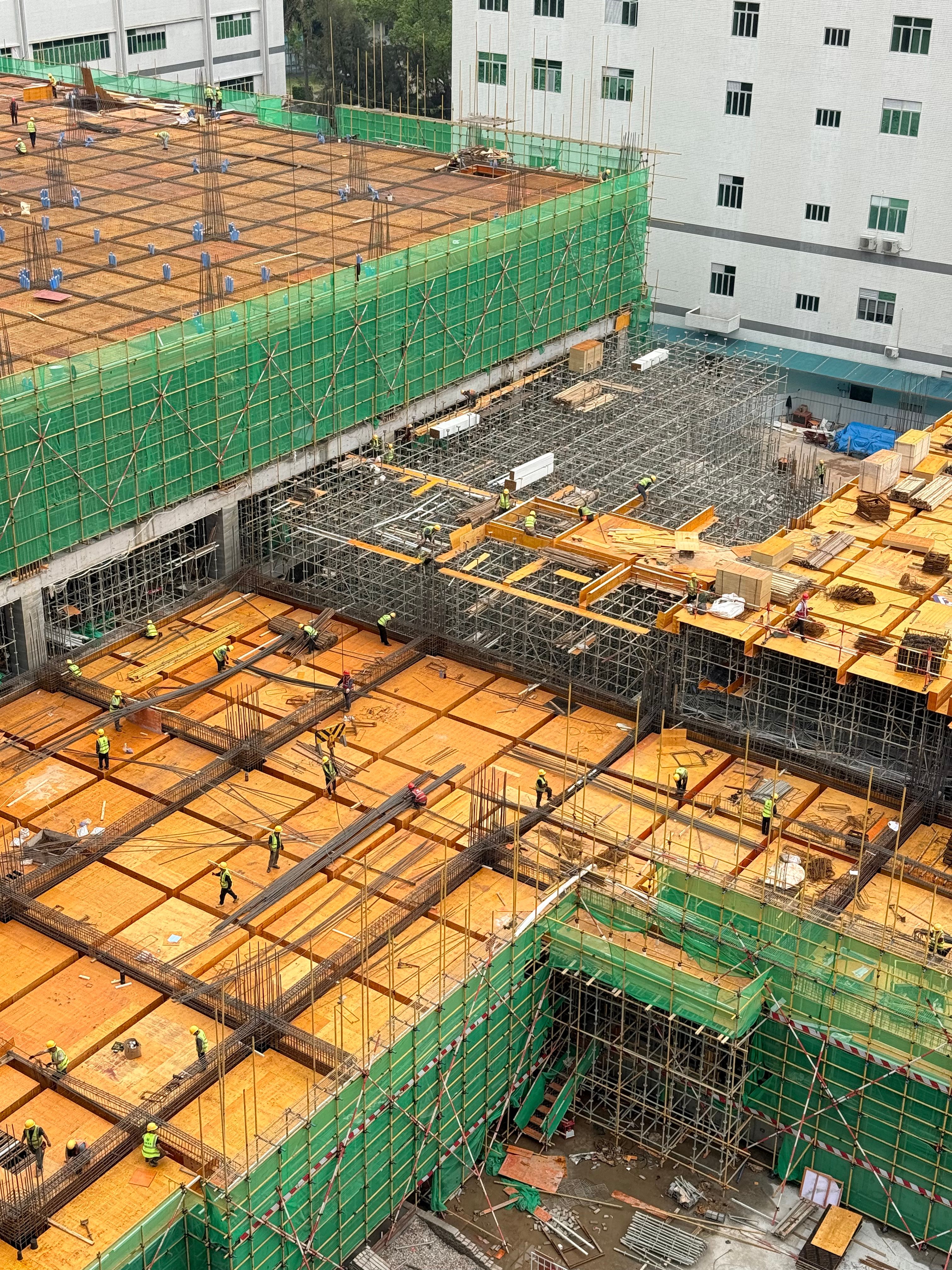 ringlock scaffolding factory cases in guangzhou factory 
